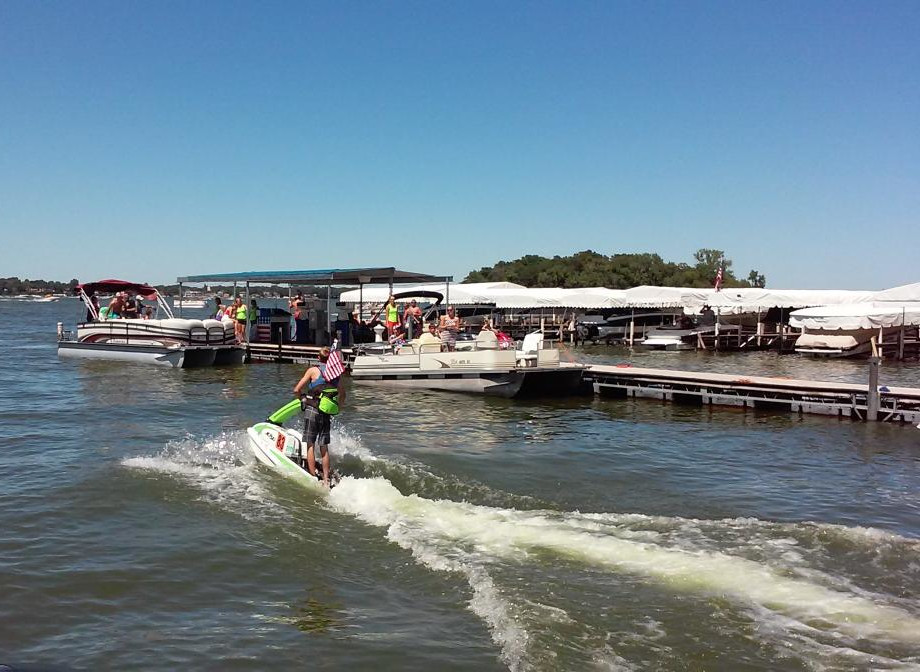 Dock Clear Lake Boats Iowa